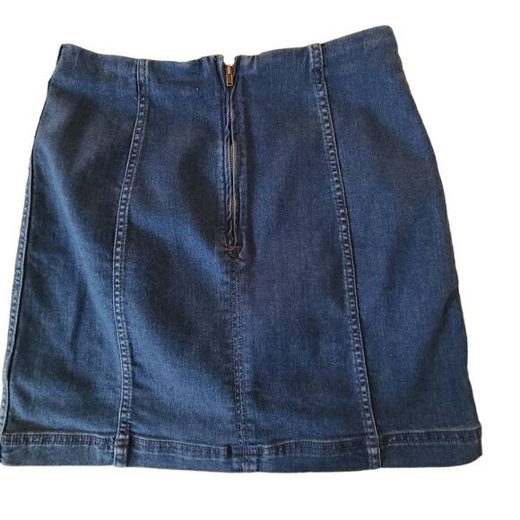 Free People Women's Mini Denim Skirt Back Zip Casual High Rise Blue Size 8 - Picture 2 of 10